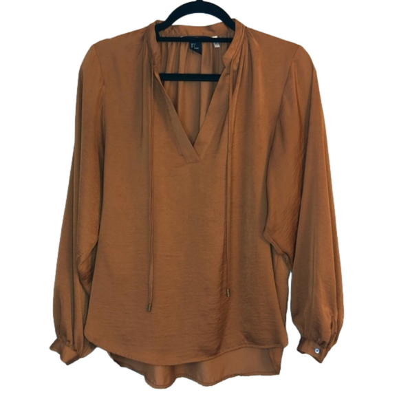 H&M Tops - H&M Blouse/Size 4